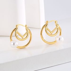 Perle Fashion Gold Earge Merbe titane en acier femme boucles d'oreilles LETTRE HIGH Version F Femmes Designer Cadeaux de luxe pas Fade Bijoux en or