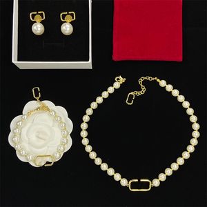 Ensemble de bijoux en perles Collier Bracelet Boucles d'oreilles Perle Pendentif Coiffe Dames Rétro Vintage Classy Plaqué Or 18 carats Chic Jewerl