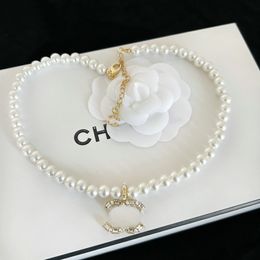 Collier de perles ras du cou chaîne plaqué or pendentif lettre colliers de créateurs bijoux de créateurs pour femmes