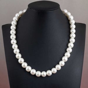 Collier perlé femelle mère verre imitation perle blanc rond bijoux joelry cheongsam accessoires de la chaîne de la chaîne de la clavicule