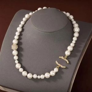 Collier de perles bijoux de créateur de luxe pour femmes colliers de mode femmes chaînes de mariage pendentifs avec diamant C accessoires CYG2391318-6