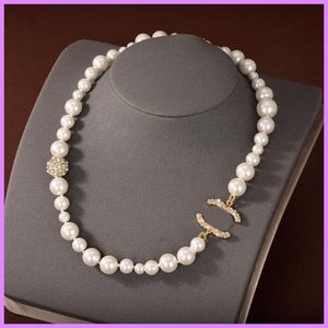 Collar nuevo de perlas para mujer, collares de moda de oro, joyería de diseñador para mujer, collar de cadenas de fiesta con diamantes, accesorios NICE D221192F