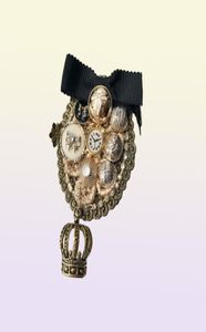 Pearl Vintage Famous Designer Bijoux Broche pour femmes épingles Broche de haute qualité robe 13218895