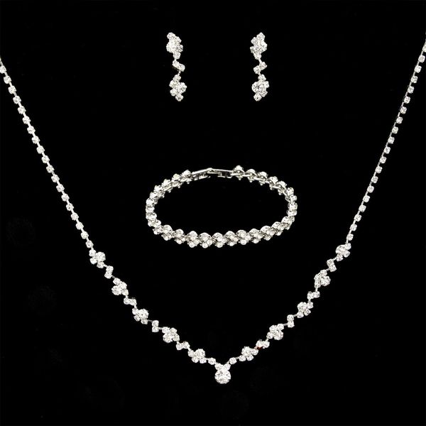 Perles Cristal Ensembles De Bijoux De Mariée Pour Mariage Argent Sparkle Collier Boucles D'oreilles Femmes Accessoires De Fête De Fiançailles Cadeaux De La Saint-Valentin