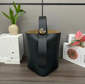 Pebble Bucket Nouveau sac à bandoulière en cuir véritable de vachette pour femme petit et haut de gamme petit sac seau à cordon de serrage sac à main café noir sac à main bouton