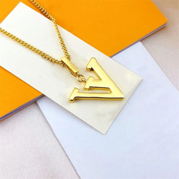 Pendentif classique en or, collier en diamant, Design de créateur de mode, cadeaux pour femmes