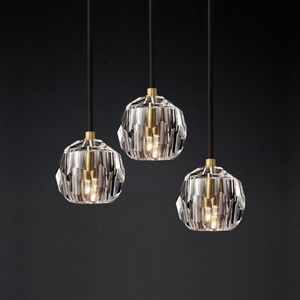 Lampes suspendues All-bronze Crystal Light Luxury Retour Modèle Salle À Manger Chambre Chevet Trois Petites Lumières Personnalisées LB72832Pendant