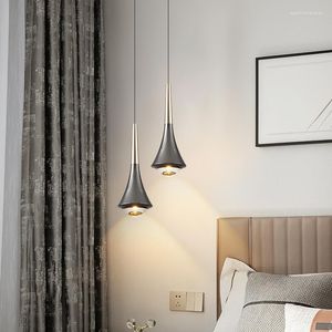 Hanglampen Slaapkamer Nachtkastje Modern Minimalistisch Creatief Lange lijn Kleine kroonluchter Bar Sudy Glass Messenger Lamp.