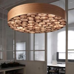 Lámparas colgantes Candelabro Moderno Simple Personalidad creativa Ambiente redondo Sala de estar artística Mesa de comedor de cuero de madera