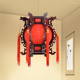 Pendants lampes chinoises anciennes landes rouges en bois