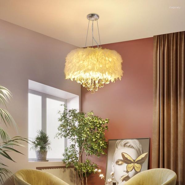Lámparas colgantes Diseño Pluma Lámpara de cristal para sala de estar Dormitorio Cocina Habitación de princesa LED Colgante Iluminación interior Decoración Maison