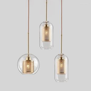 Lampes suspendues Europe Géométrique Lumière Moderne Mini Bar Décoratif Lustres Suspendus Plafond En Verre