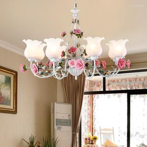 Lampes suspendues Floral E27 LED lustre fleur blanche alliage de fer lustres salle à manger salon Rose lumières lampe filles chambre D70