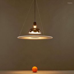 Lámparas colgantes Italia Diseño Frisbi Iluminación de suspensión para lámpara de mesa de comedor Hogar moderno Interior decorativo