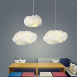 Hangende lampen LED Romantische wolklamp E27 Hangende verlichting Woon slaapkamer Binnen Decoratie Suspensie Kroonluchter licht