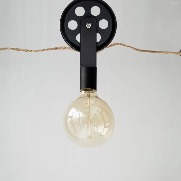 Lampes suspendues Accessoires d'éclairage Lampe à roue de poulie Noir Vintage Lampes industrielles Mur de fer forgé