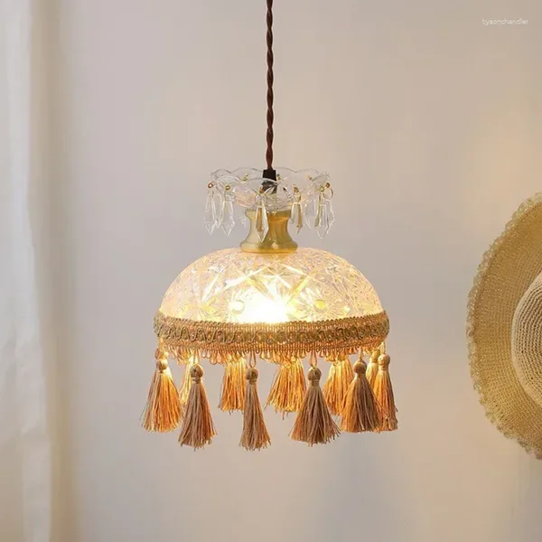 Lámparas colgantes estilo medieval lámpara de borla dormitorio cabecera decorativa creativa retro vidrio latón pequeño
