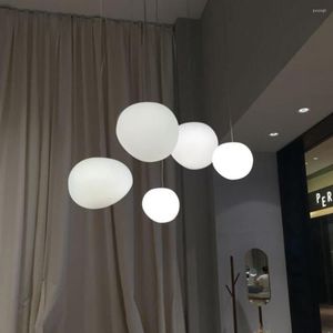 Hanglampen melk wit glas hangende lamp moderne onregelmatige plafond verlichtingsarmaturen voor restaurant woonkamer slaapkamer enkele kop