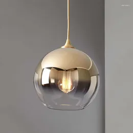 Lámparas colgantes luces modernas Coscar de pelota de vidrio para el comedor dormitorio decoración del hogar nórdico suspensión de luminaria E27 accesorios de cocina