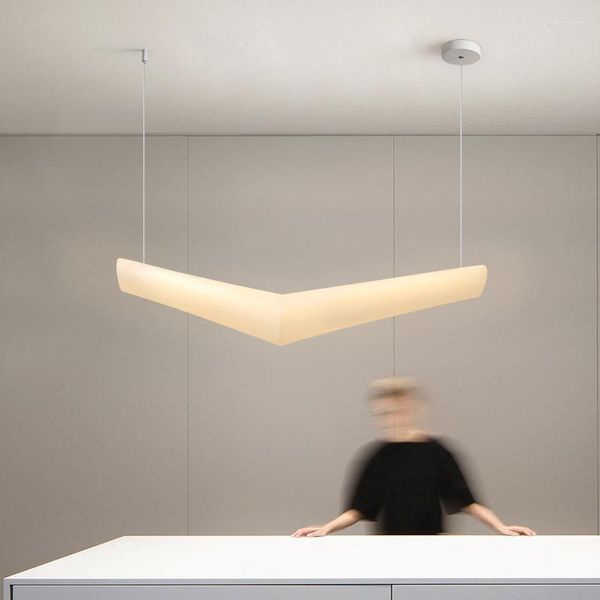 Lámparas colgantes Restaurante minimalista moderno Forma de V Luces LED Aplicar al apartamento Sala de estar Balcón Lámpara de plástico PE creativa nórdica