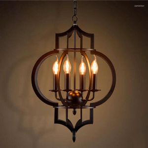 Lampes suspendues Moderne Nordique Creative Fer 4 E14 LED Bougie Ampoule Lustre Lampe Américain Restaurant Décoration Rétro Industriel