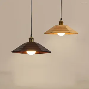 Lampes suspendues Lustre de chevet en bois massif moderne LED Restaurant Lumière Simple Couloir Chinois Noyer Bar Éclairage Europe du Nord