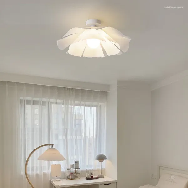 Lámparas colgantes Net Flor roja Luz de techo Simple Moderno Porche Pasillo Pasillo Accesorios Nórdicos Creativos Habitación para niños