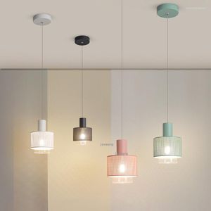 Hangende lampen Noordse LED -lichten eetkamer minimalistische hangende lamp naast luster verlichtingsarmaturen