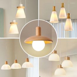 Pendants lampes nordic r vergot de style rond￨re de lustre de la lampe d'escalier combinaison cr￩ative art simple bois solide petit suspension