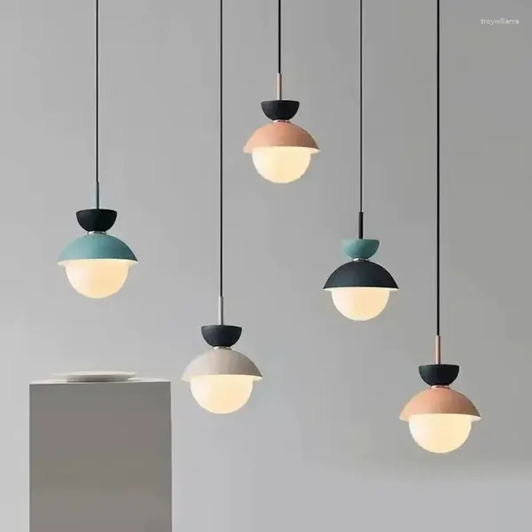 Lampes suspendues Nordic Macaron Lustre Creative Aluminium Lampe Chambre Salon Cuisine Restaurants Étude Éclairage El LED Luminaires