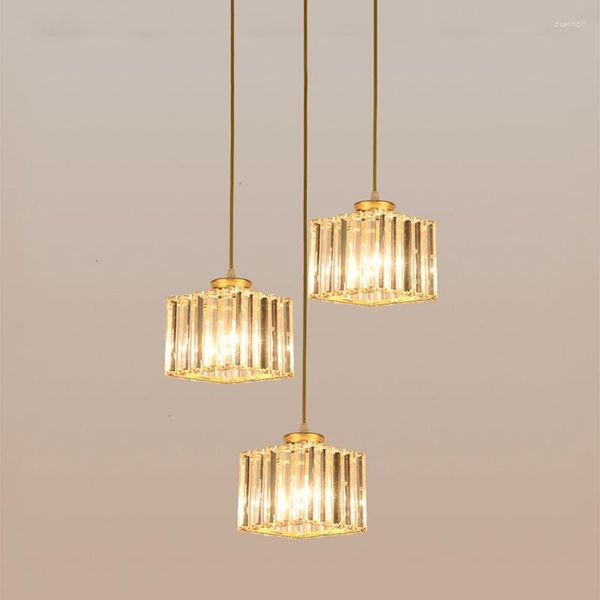 Lámparas colgantes Nordic Minimalist LED Chandelier Restaurante Comedor Barra de bar Single Head Post-modern Crystal