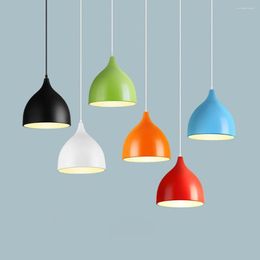 Lampes suspendues nordique simplicité LED E27 lumière moderne Macaron lampes suspendues amélioration de l'habitat métal décoration lampe abat-jour