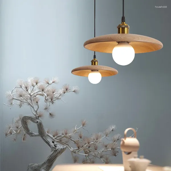 Lampes suspendues Nordic Solid Wood Light Disc Chapeau décoratif Art créatif Suspendu Restaurant Bar Lampe de chevet E27