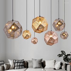 Lampes suspendues Pendentif Gravure Abat-jour Lampe Moderne En Laiton Suspensions Or Argent Boule En Acier Inoxydable Luminaires E27