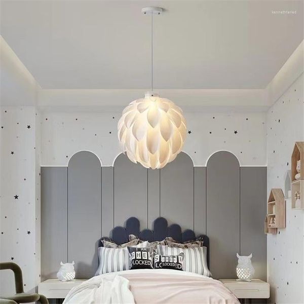 Lámparas colgantes Lámpara de cono de pino Restaurante Pétalo Moderno Creativo LED Sala de estar Iluminación del dormitorio de los niños