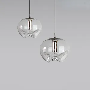 Lampes suspendues Lustre en verre simple: plafonnier parfait pour les besoins de décoration d'ambiance de bar et de restaurant.