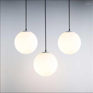 Lampes suspendues Vintage Lampe en verre Lampe blanche Nordic Loft Luminaires E27 LED Cordon d'intérieur Lumières sphériques pour boule