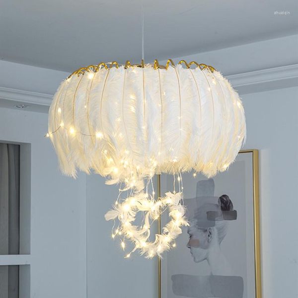 Lámparas colgantes Araña de plumas blancas Sala de estar Dormitorio Niña Niños Lujosa y romántica decoración de luciérnagas