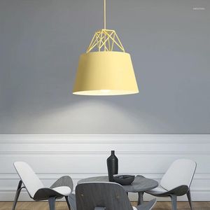 Lampes suspendues Xinliang éclairage moderne simple aluminium salle à manger lustre couleur magasin de vêtements lait thé bar table maternelle