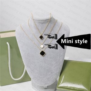 Collier pendentif Mini créateur de mode colliers bijoux pour femmes Fritillaria trèfle Design or 4 couleurs élégant capricieux s