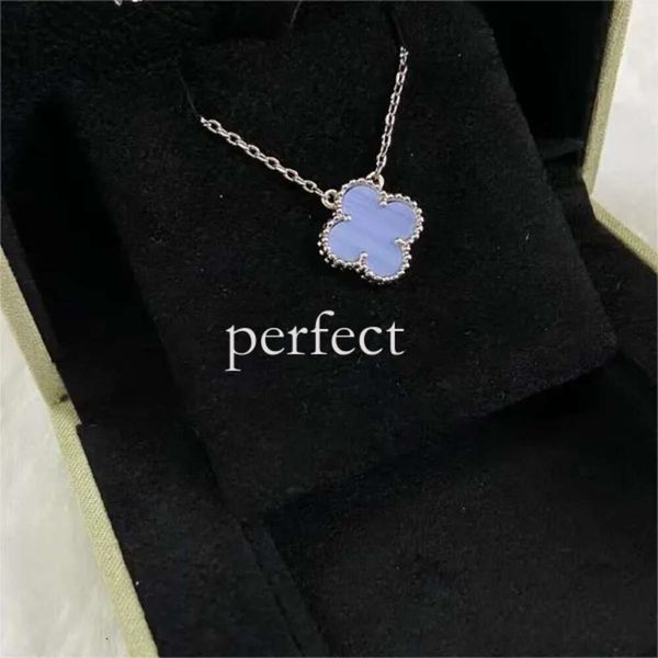 Collier pendentif collier pendent Luxury Love Clover Designer Charm pour les femmes Light Purple Stone Diamond Goth Sailormoon Sœur sœur Whale Moissanite Chain Choker 207