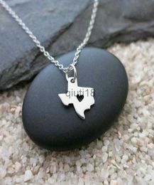 Hanger Kettingen 10 Overzicht liefde Hartvormige Texas Kaart hanger Ketting Amerikaanse TX Stad Zorgzame Geografie Woonplaats gelukkige vrouw moeder men039s f6734450 x0913