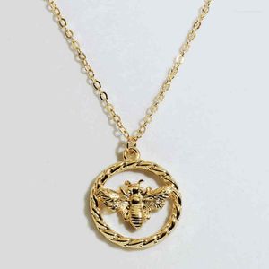 Colliers pendentif 10 pcs/lot gros bijoux de mode articles en métal insecte abeille collier à chaîne courte