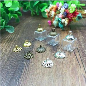 Pendentifs Colliers 100sets / lot 10mm 3 couleurs Cubes vides Petite boîte Bouteille en verre carrée avec capuchon Bijoux DIY Globes clairs Pendentifs de flacon