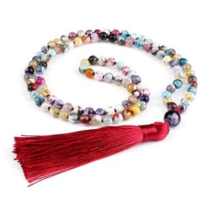 Hangende kettingen 108 Mala Natuurlijke stenen ketting 6 mm Multicolor brand Agates Handgemaakte kralen Red Tassel Lange charm sieraden voor vrouwelijke mannen