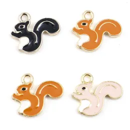 Hangende kettingen 10 stks schattige cartoon squirrel dier charmes goud kleur metaal multicolor email Hangers diy maken ketting sieraden 18 mm x