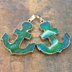 Pendentif Colliers 10pcs Green Agate Anchor Helm Gold Couleur Pierre Naturelle Charme Accessoire Guérison Cristal Nautique Bijoux Fourniture Collier