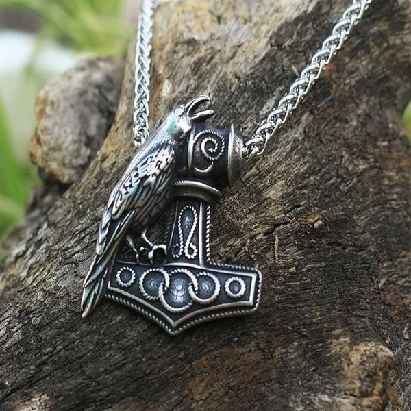 Collares colgantes 10 unids Hombres Acero inoxidable Viking Raven Nordic Pagan Collar Raven's Mjolnir Hammer249J