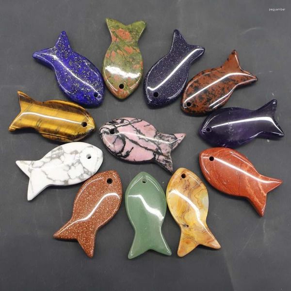 Colliers de pendentif 12pcs / lot Le dernier pendentif de poisson en pierre de pierre naturelle vende