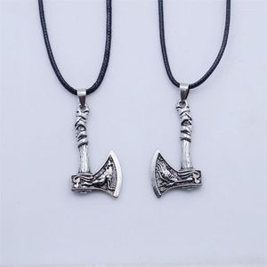 Hangende kettingen 12 stks Noorse viking hamer bijl ketting odin raven wolf Slavische amulet juwelen